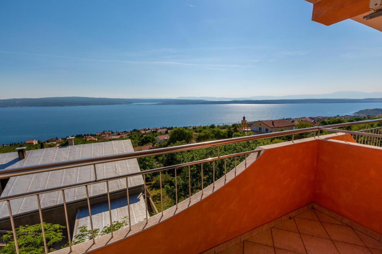 Apartmani Rino Dramalj Exteriér fotografie