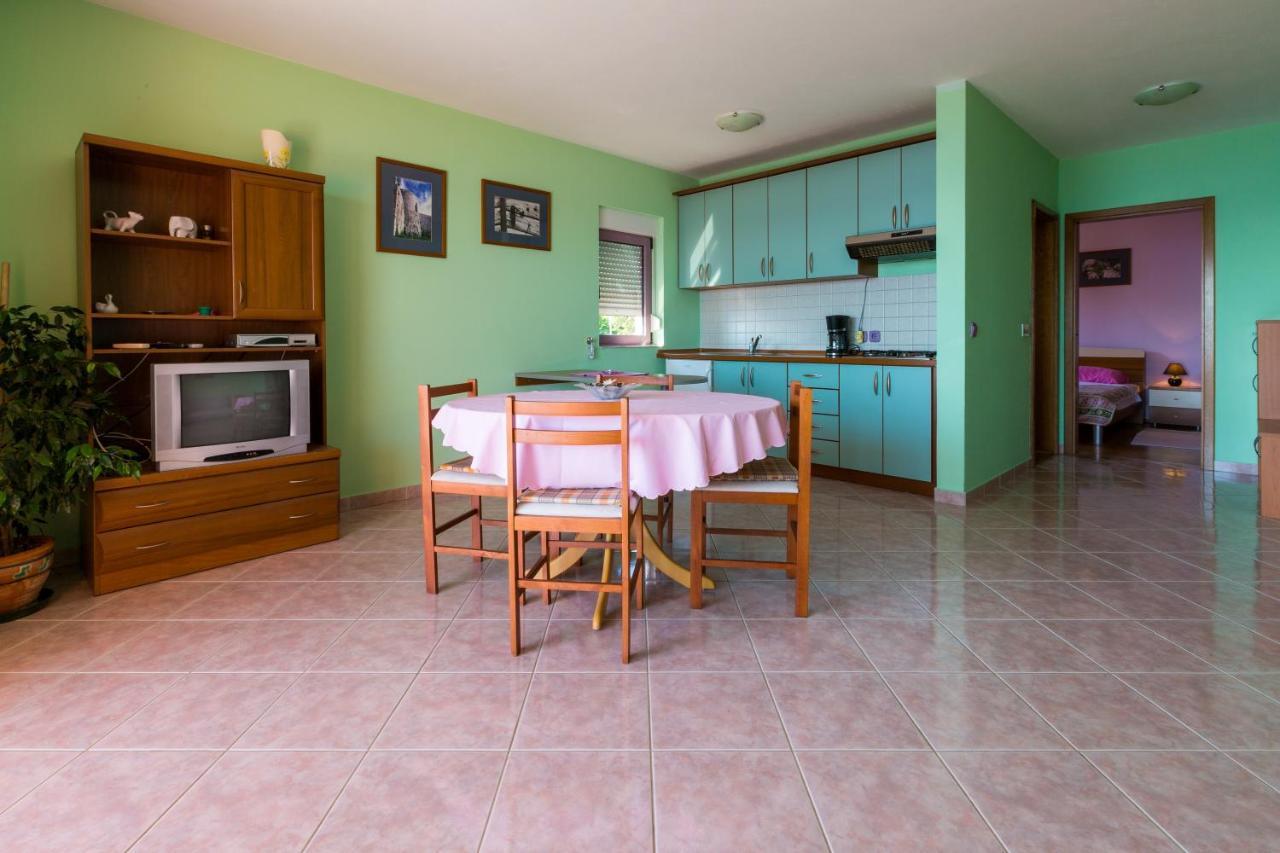 Apartmani Rino Dramalj Exteriér fotografie