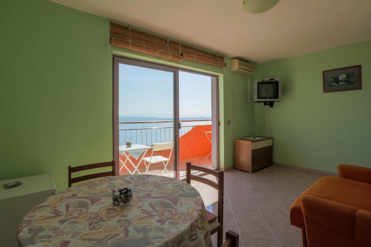 Apartmani Rino Dramalj Exteriér fotografie