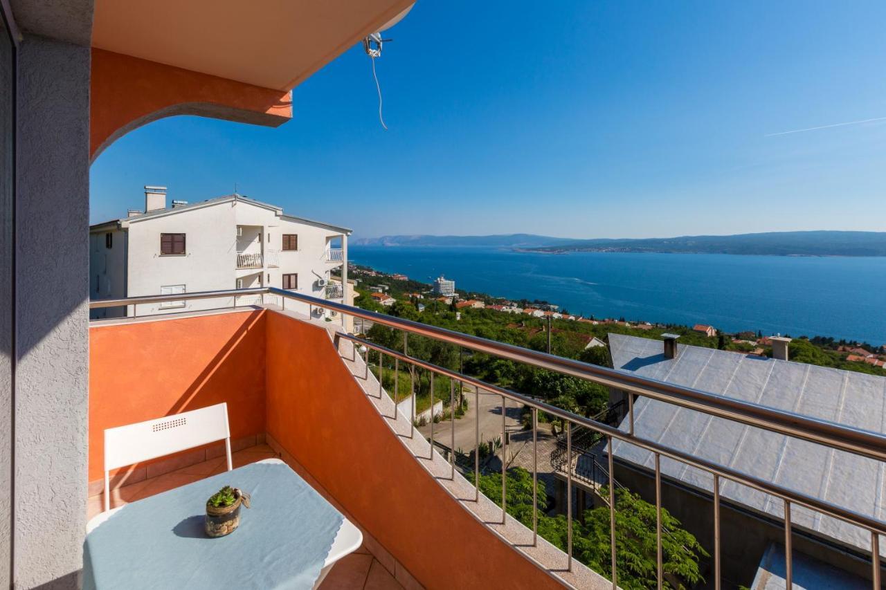 Apartmani Rino Dramalj Exteriér fotografie