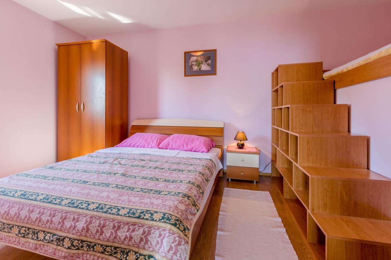 Apartmani Rino Dramalj Exteriér fotografie