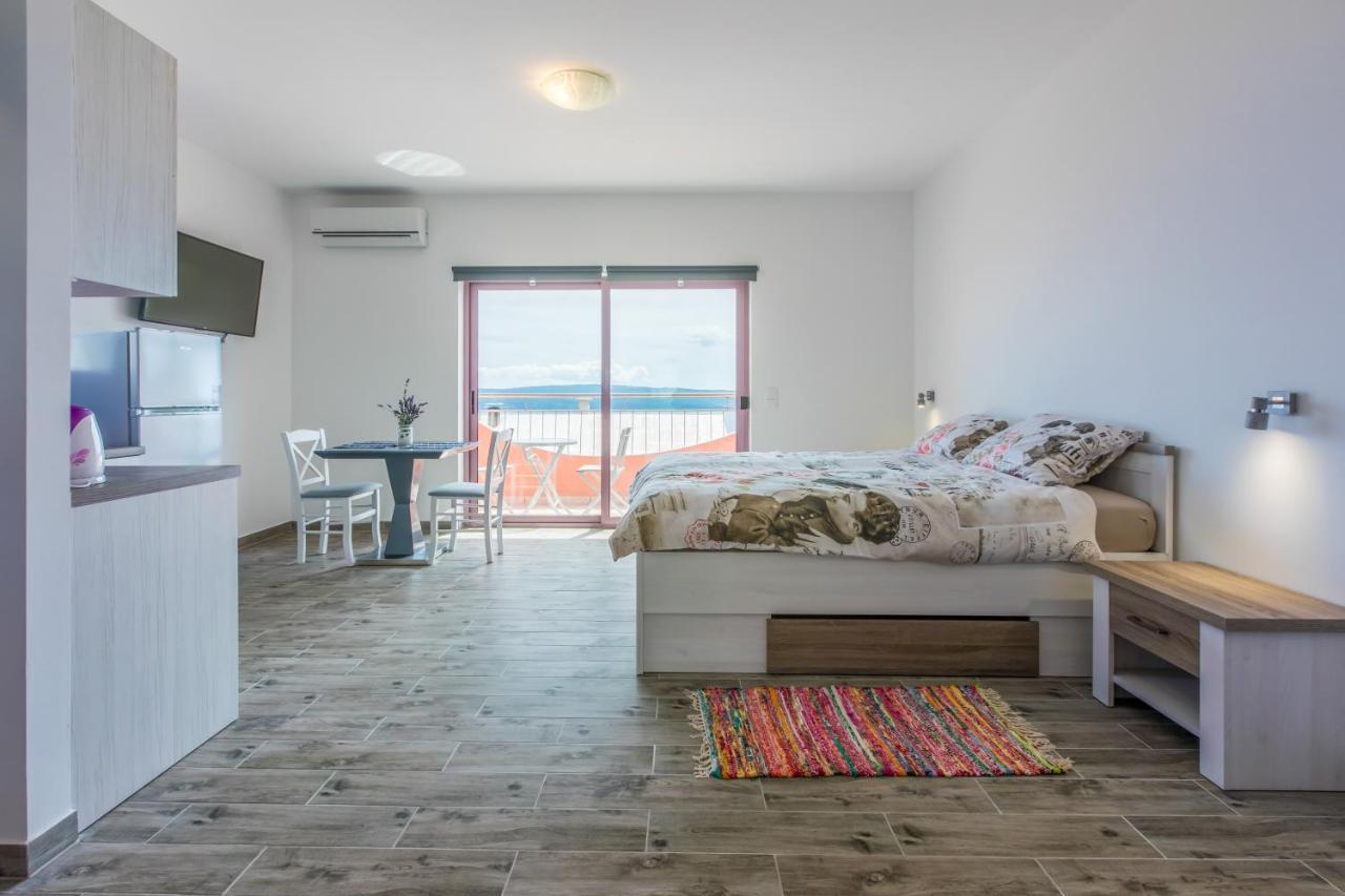 Apartmani Rino Dramalj Exteriér fotografie