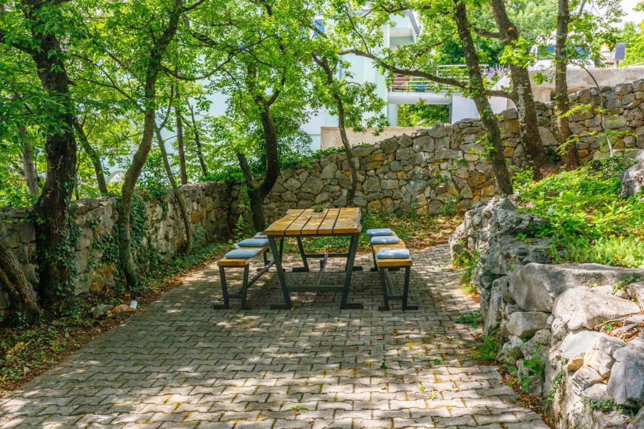 Apartmani Rino Dramalj Exteriér fotografie